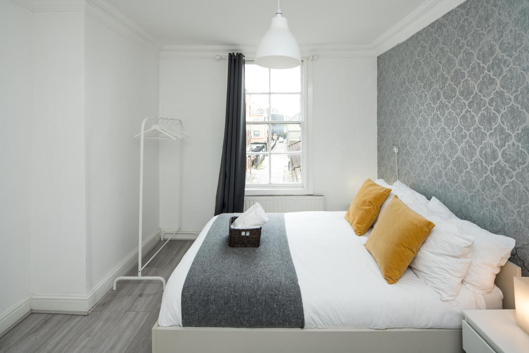 Private Double Room Shared Bathroom Near City Centre Londra Dış mekan fotoğraf